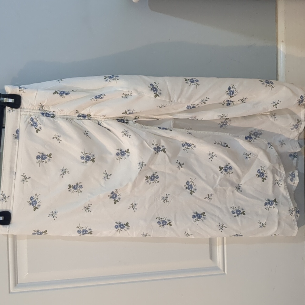 Hollister Ultra High Rise Midi Skirt with Slit, Medium